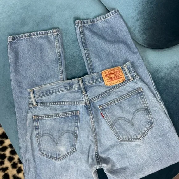 Vintage Levi’s Men’s 505 Jean Medium Light Blue Stonewash 33x30 - Picture 8 of 11